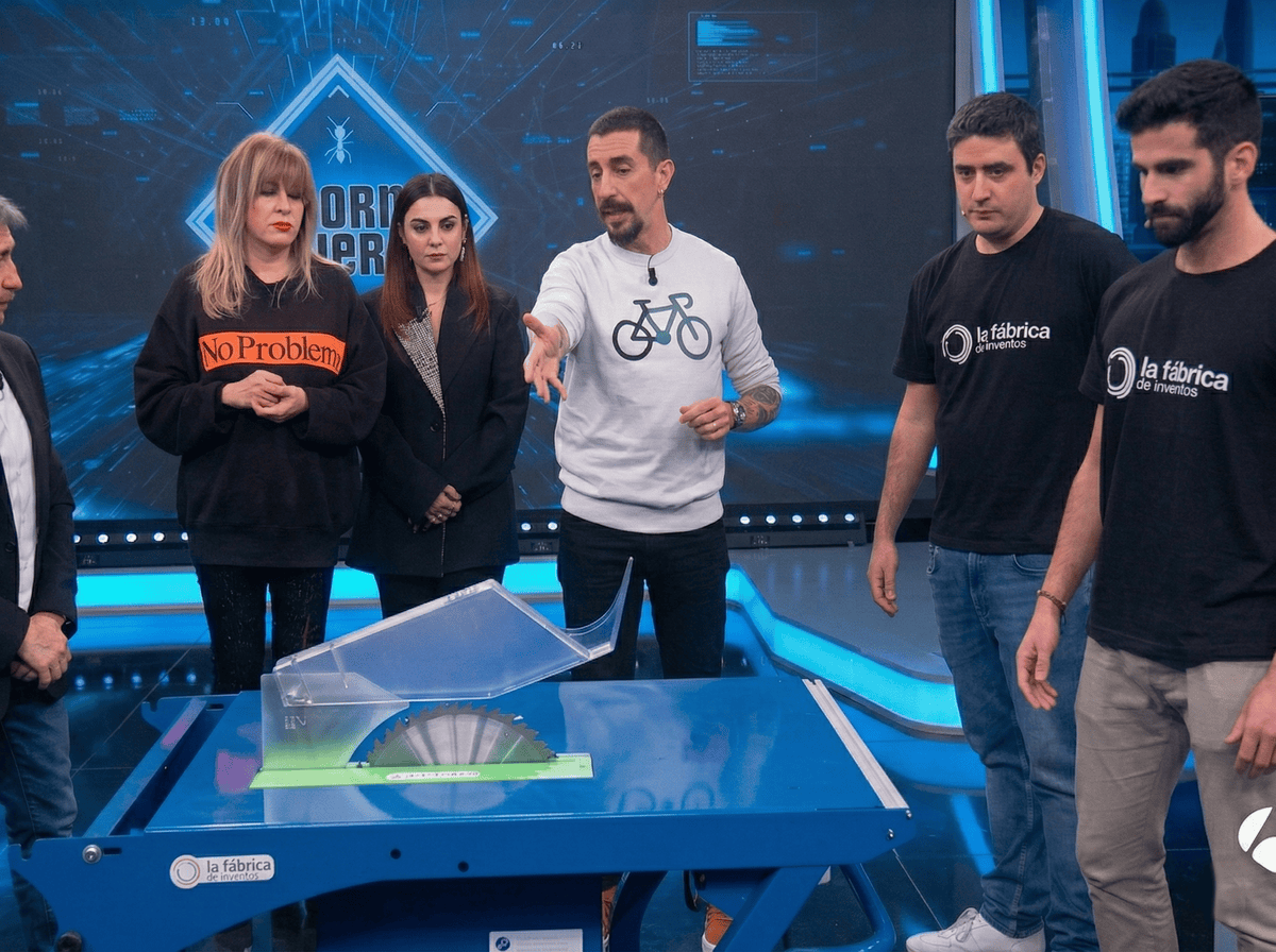 Contacto con Cadenas de Televisión y Empresas
